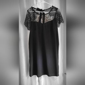 Womens dress, Black, scalloped lace size 1X or size 14